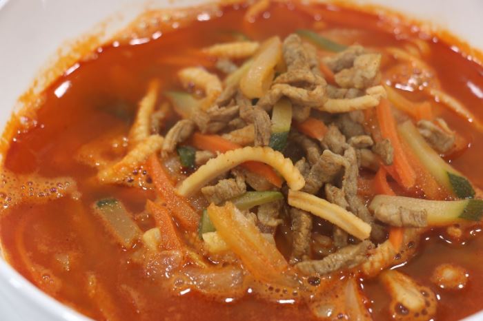 데일리푸드 홍대 맛집이 내 손 안에! 피코크 초마짬뽕 리뷰