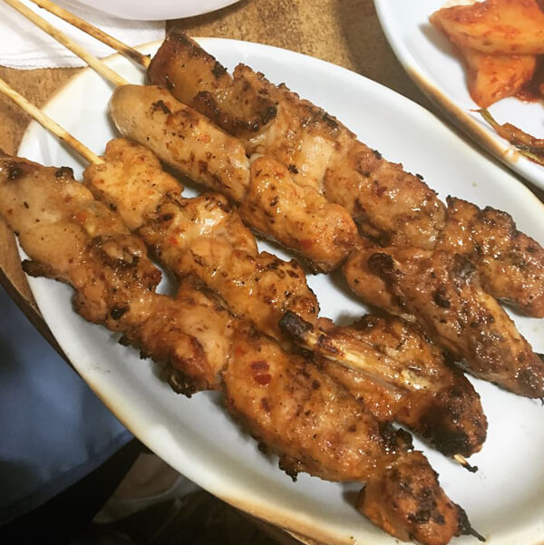 데일리푸드 골라 먹는 재미가 있는 일본식 꼬치구이 맛집