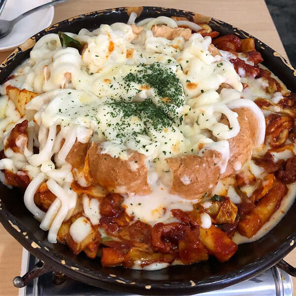 데일리푸드 맛과 가격 다 잡은 홍대 맛집 베스트