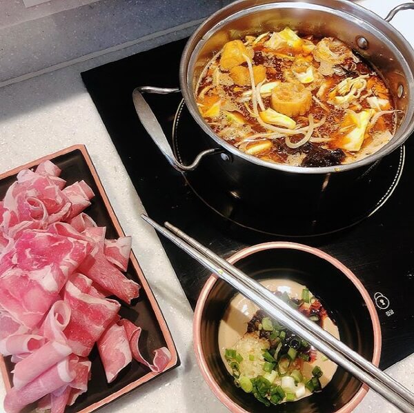 데일리푸드 혼밥 OK, 취향 따라 즐기는 1인 샤브샤브 맛집