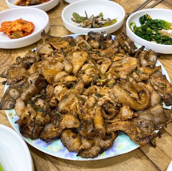 데일리푸드 전라도의 푸짐한 상차림 맛볼 수 있는 영암 맛집