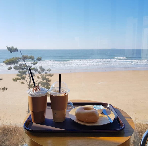 데일리푸드 서해의 환상적인 풍경과 맛있는 커피, 충남 태안 카페
