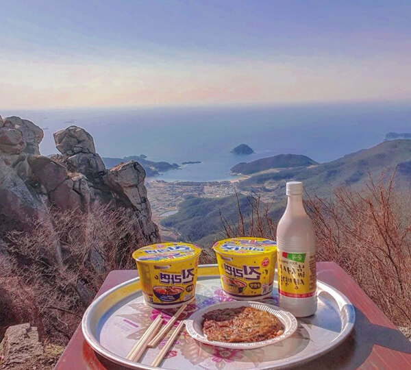 데일리푸드 밥 안먹어도 눈으로 배채우네! 경치 맛집으로 소문난 전국 야외 식당