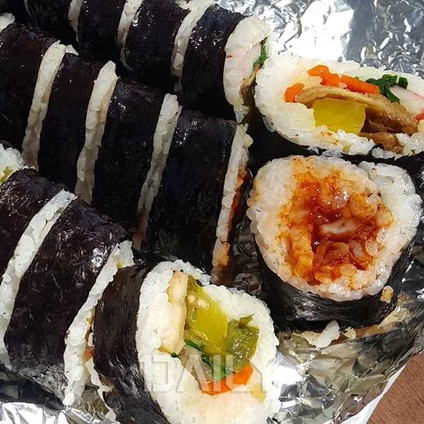 데일리 - 김밥 속에 숨은 매콤함에 입안이 얼얼~ 전국 매운김밥 맛집 푸드 김밥,매운김밥,김밥맛집,매운김밥맛집,연희김밥,땡초김밥,명문김밥... 