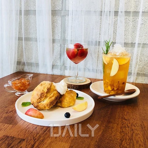 데일리 - 사진 찍기 딱 좋은 성신여대 예쁜 디저트 카페 푸드 성신여대,성신여대맛집,성신여대카페,성신여대디저트,성신여대마카롱... 