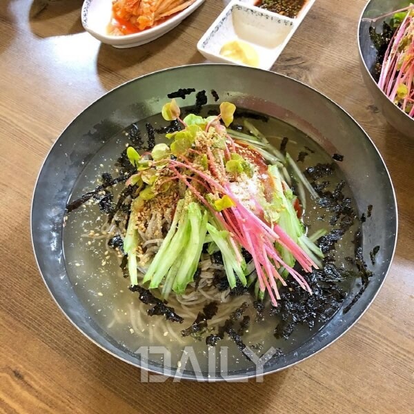 데일리 - 감칠맛 나는 한우와 새콤한 막국수가 일품, 횡성 맛집 푸드 횡성맛집,횡성,맛집,횡성맛집추천,한우,횡성한우,횡성한우맛집,막국수... 