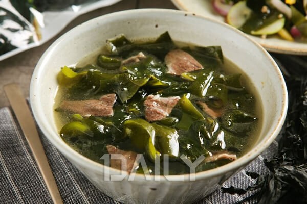 데일리 - 헷갈리는 간장 구별, 라벨에 숨겨진 비밀이 있다? 푸드 간장,간장종류,간장구분,간장차이,간장라벨,진간장국간장,레벨 ...